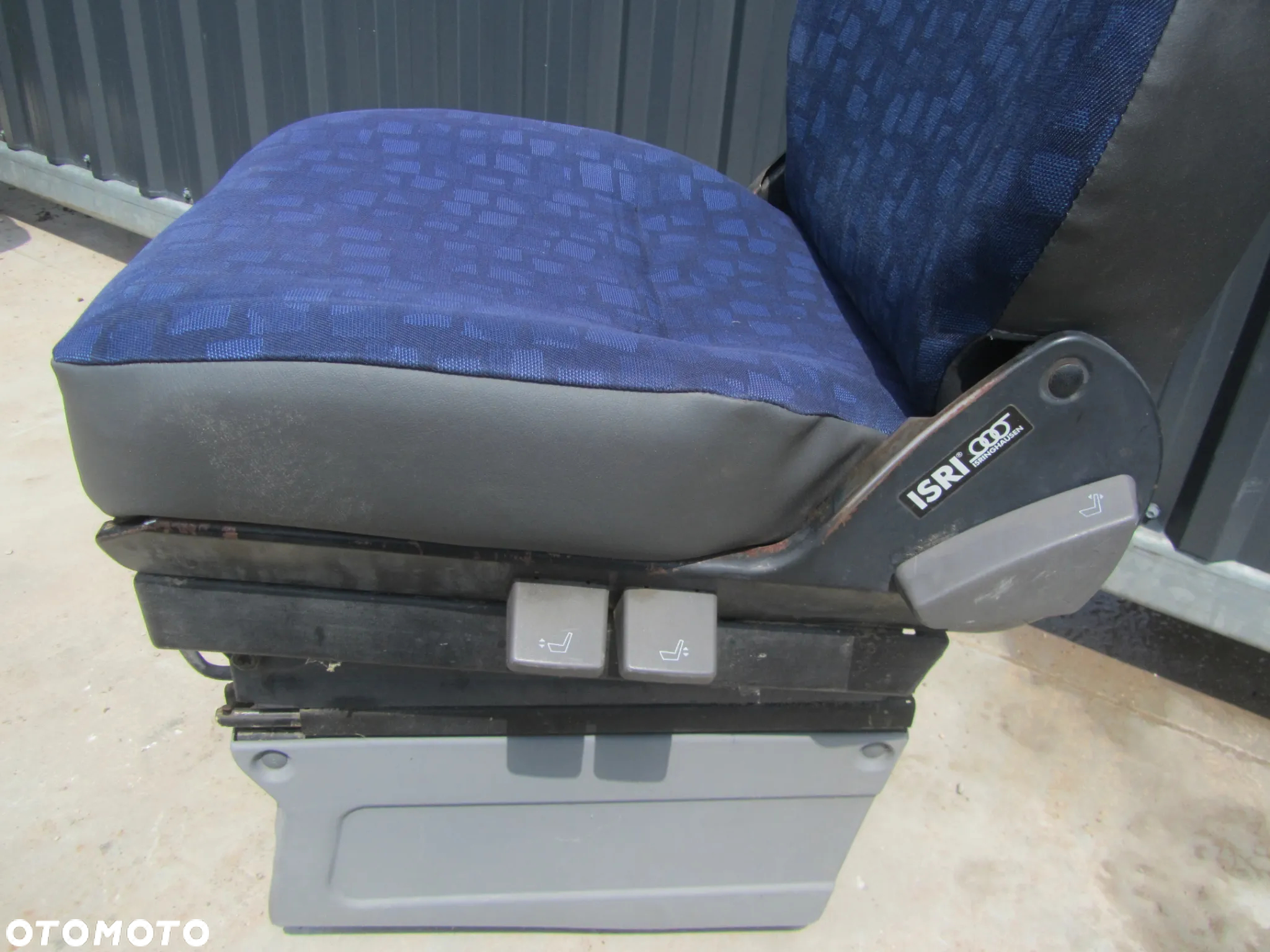 Iveco Daily 06->fotel kierowcy EU - 4