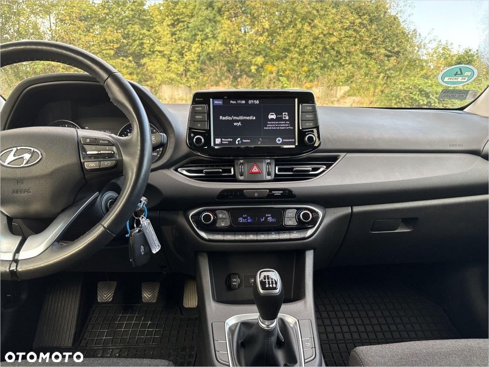 Hyundai i30 1.5 DPI Comfort - 11