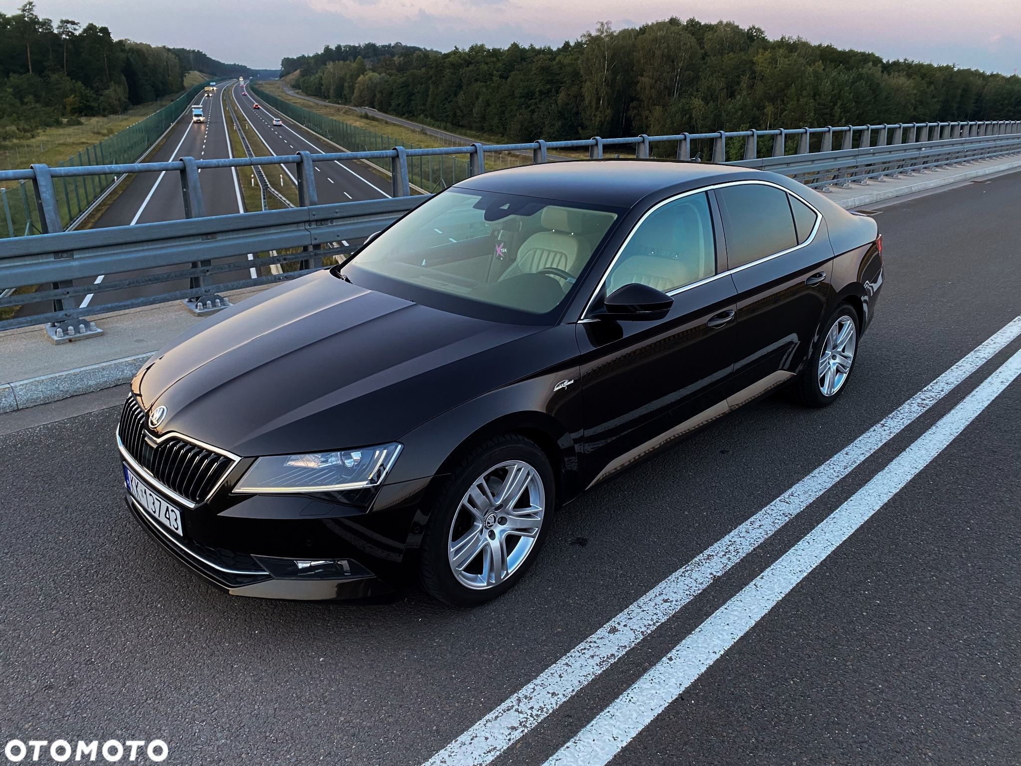 Skoda Superb 2.0 TDI DSG L&K - 28