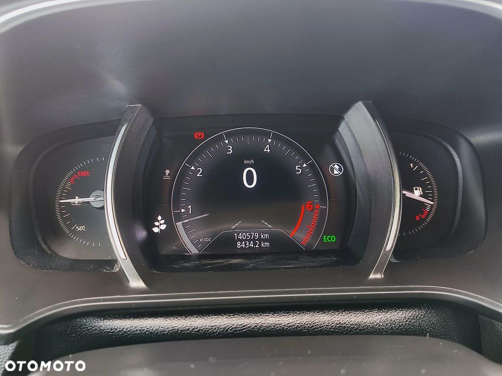 Renault Megane TCe 140 GPF EQUILIBRE - 21
