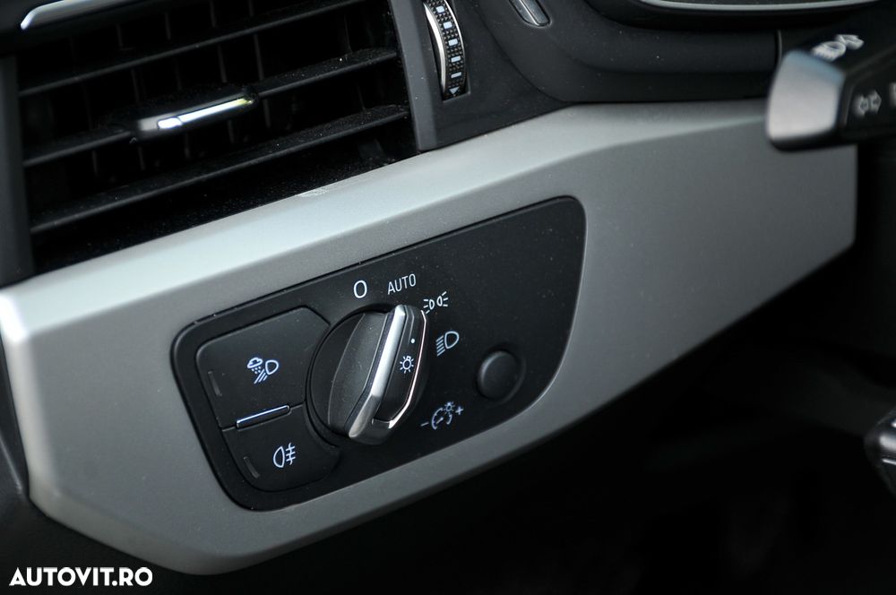 Audi A4 40 TDI S tronic S line - 29