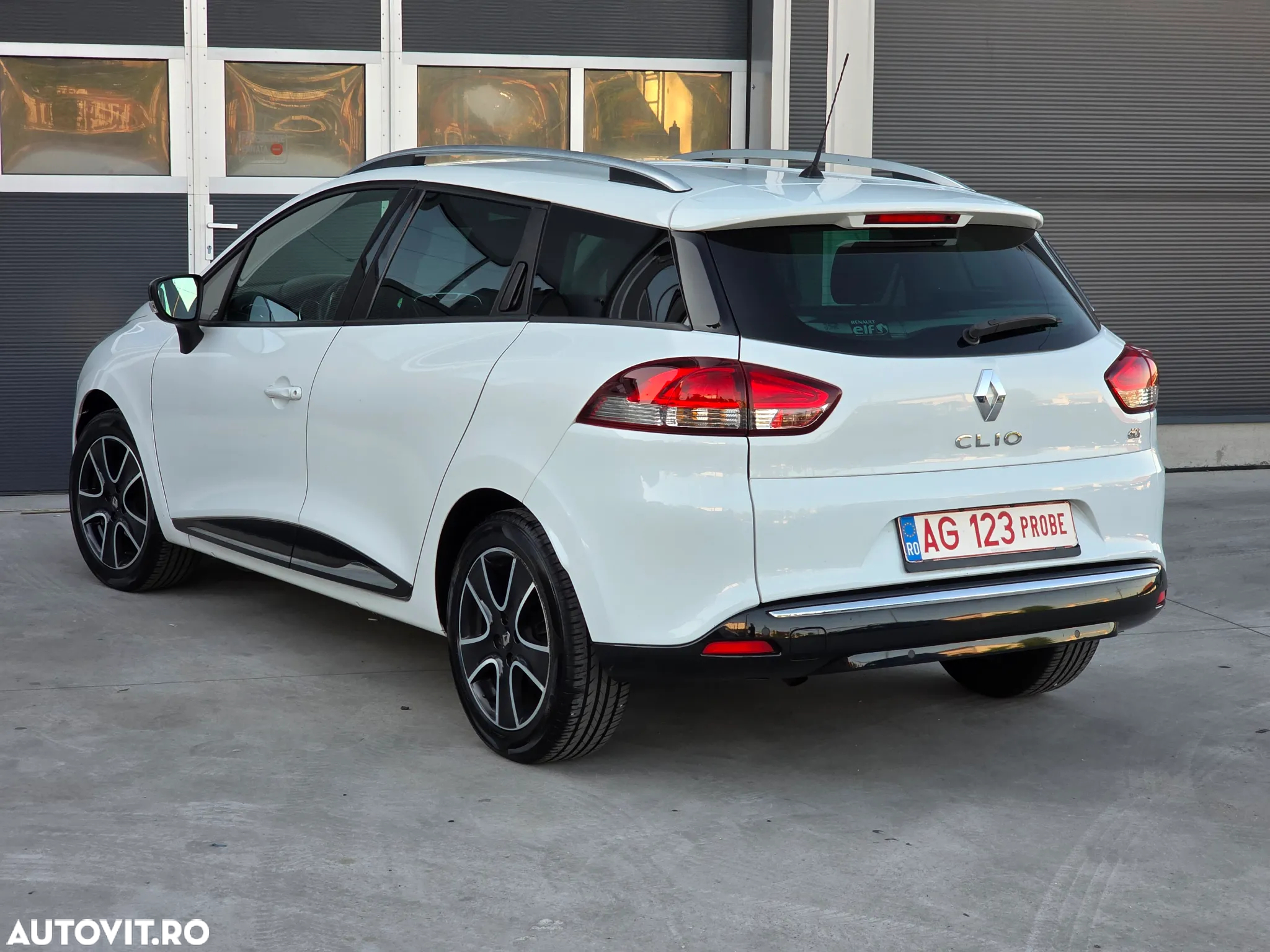 Renault Clio dCi 90 Dynamique - 6