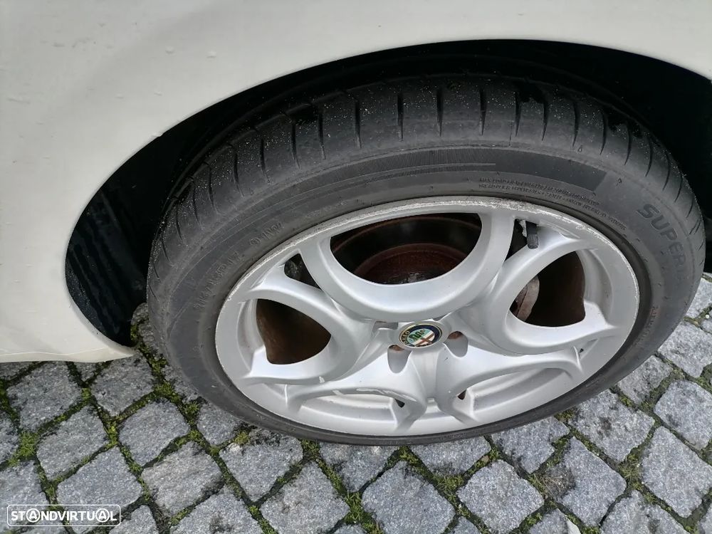 Alfa Romeo MiTo ver-1-3-jtdm-super - 19