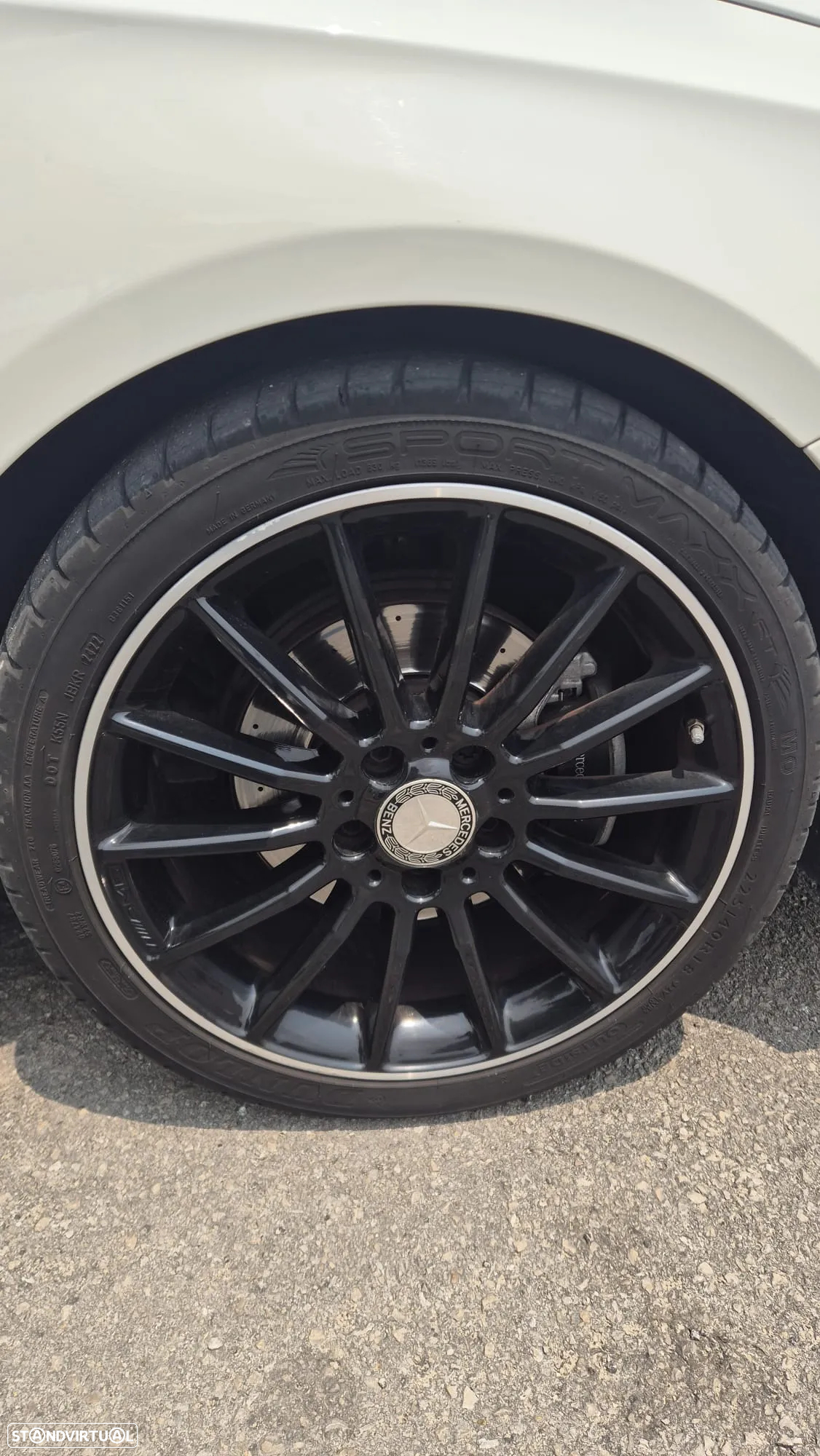 Mercedes-Benz A 200 d AMG Line - 4