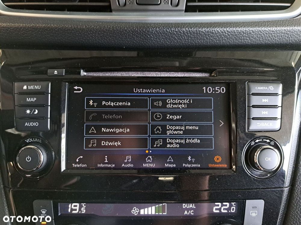 Nissan Qashqai 1.3 DIG-T N-Connecta DCT - 23