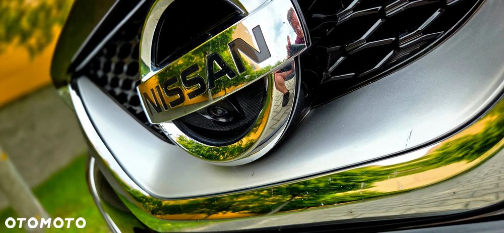Nissan Maxima - 14