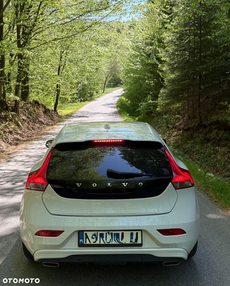 Volvo V40 D4 Summum - 3