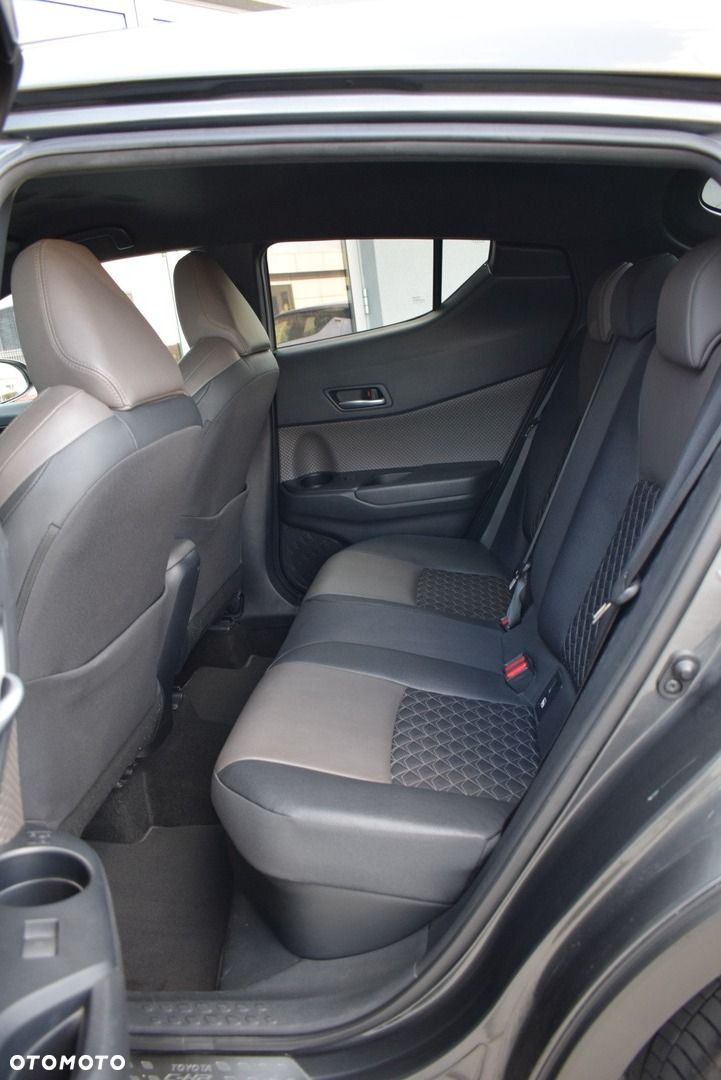 Toyota C-HR 2.0 Hybrid Executive - 15