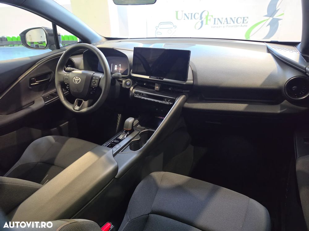 Toyota C-HR 1.8 Hybrid Team Deutschland - 21