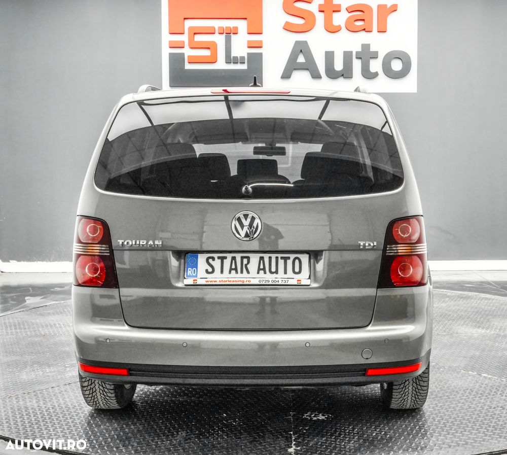 Volkswagen Touran 1.9 TDI DPF Conceptline BlueMotion - 5