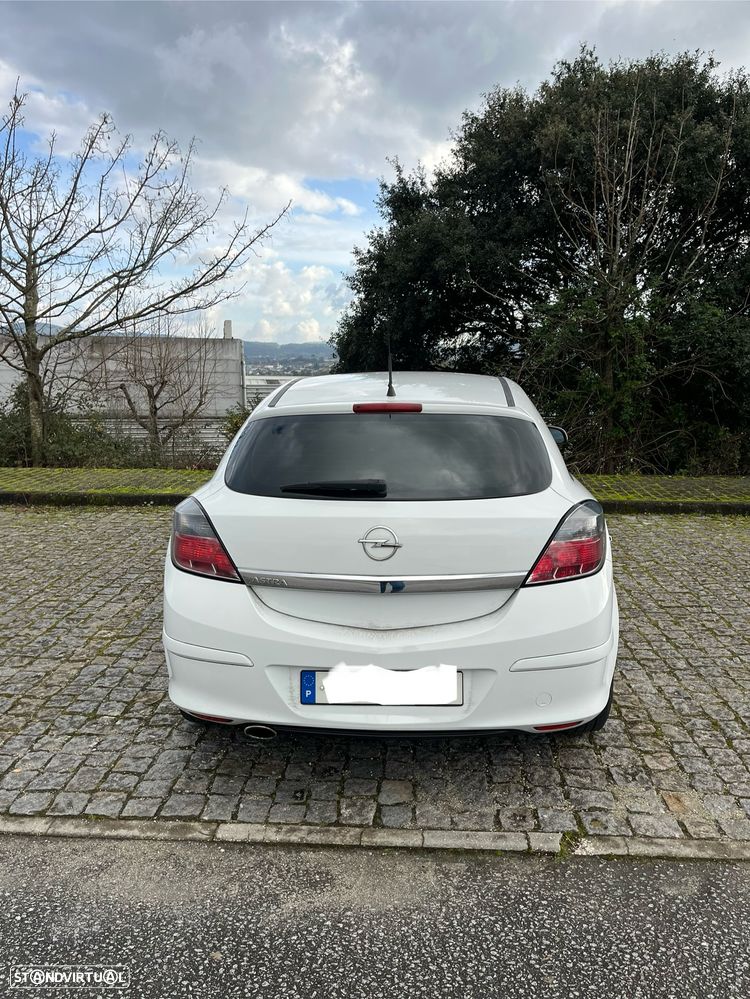 Opel Astra GTC 1.7 CDTI - 2