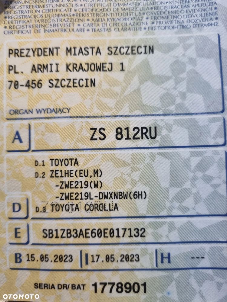 Toyota Corolla 1.8 Hybrid Executive - 28