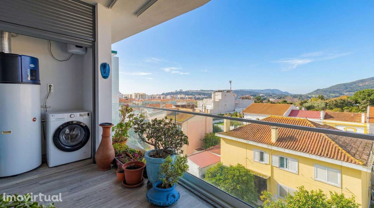 Apartamento T2 Luminoso com Varanda e Vista  Para Serra Arrabida- O Re - Grande imagem: 3/21
