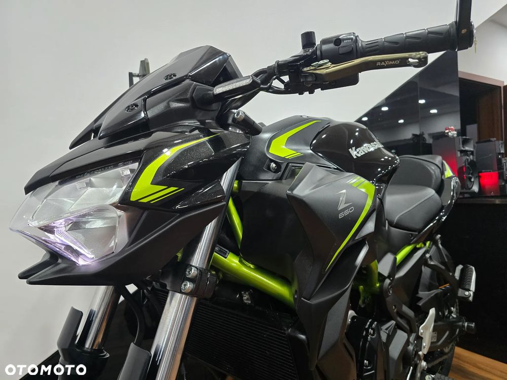Kawasaki Z 650 - 25