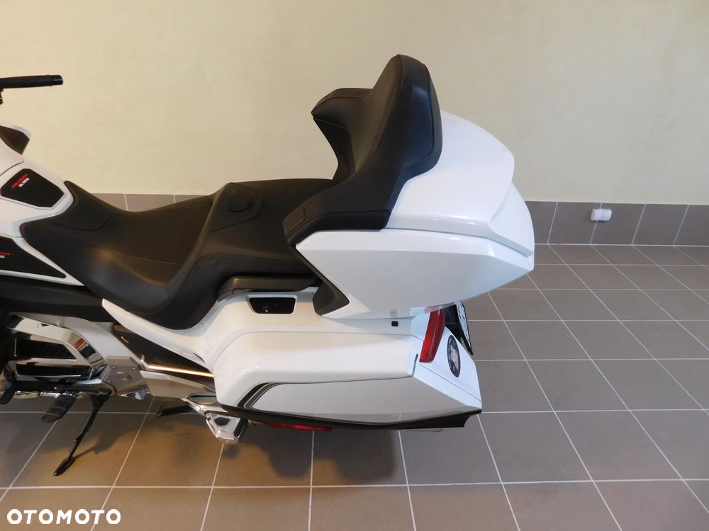 Honda GL - 2