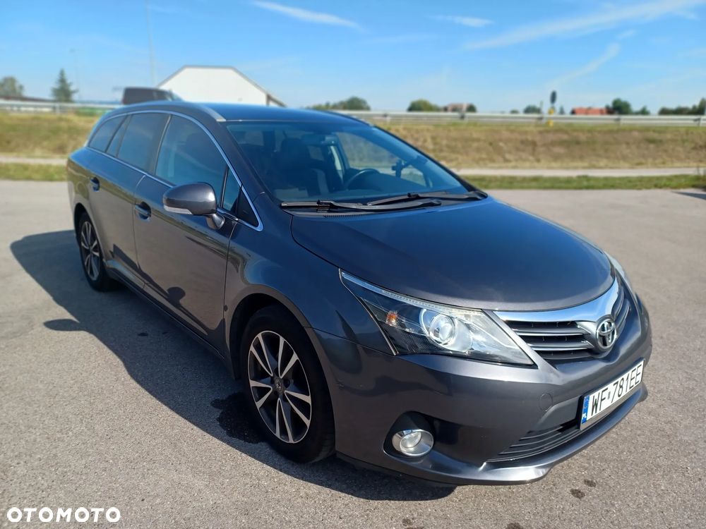 Toyota Avensis 1.8 Edition (2014) - 3