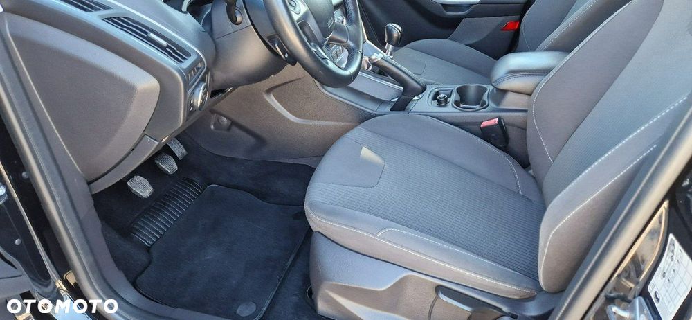 Ford Focus - 21