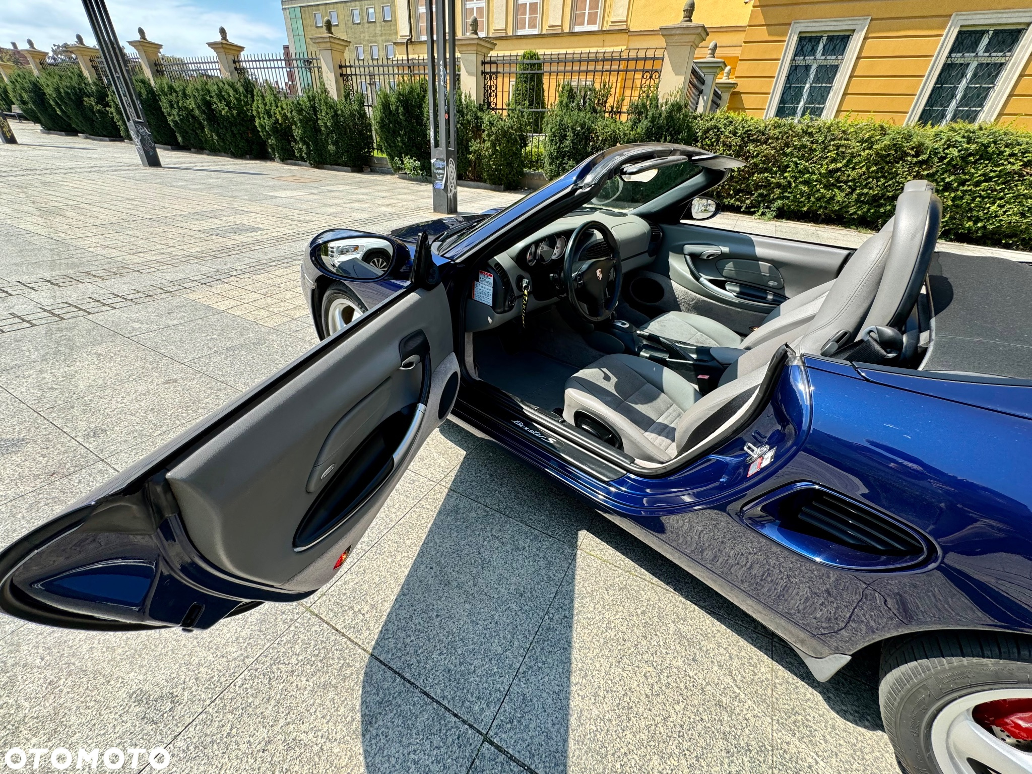 Porsche Boxster - 12