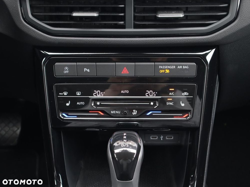 Volkswagen T-Cross 1.0 TSI Life DSG - 16