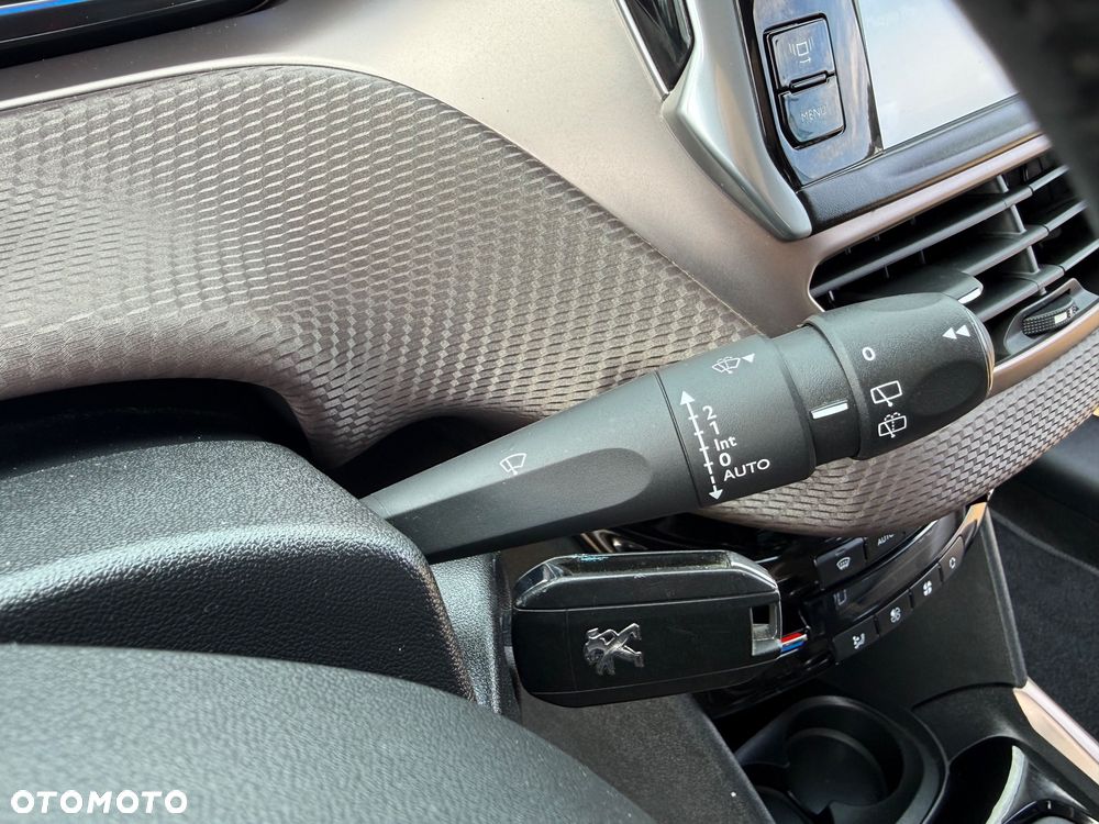 Peugeot 2008 e-HDi FAP 92 STOP & START Allure - 24