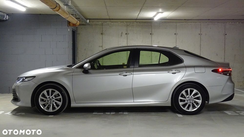 Toyota Camry 2.5 Hybrid Comfort CVT - 4
