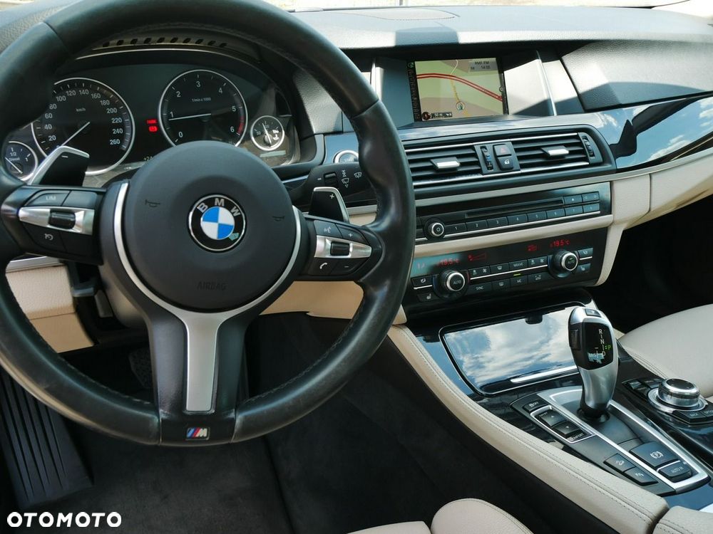 BMW Seria 5 520d xDrive - 19