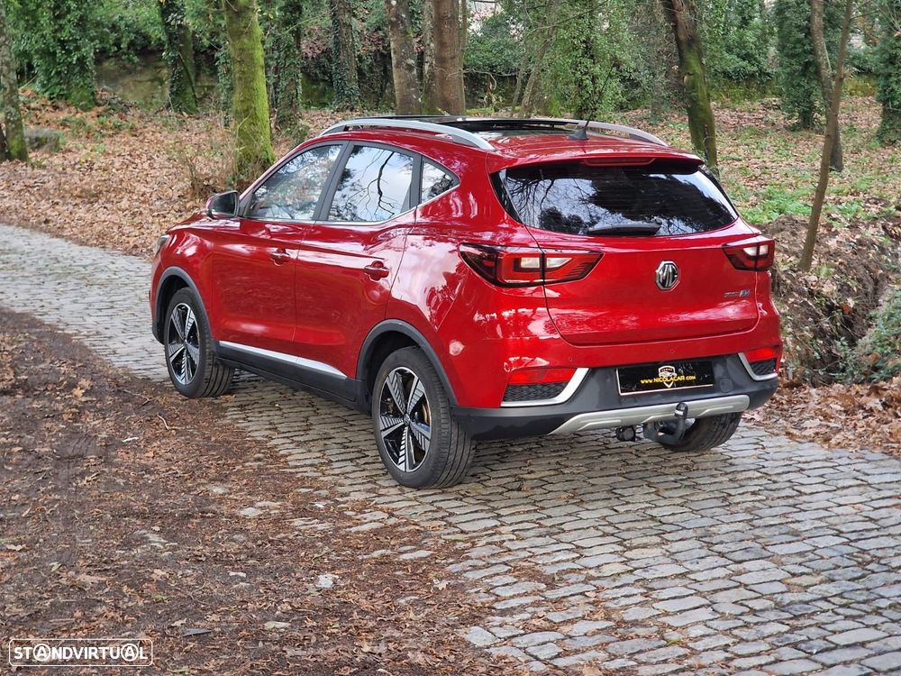 MG ZS - 22