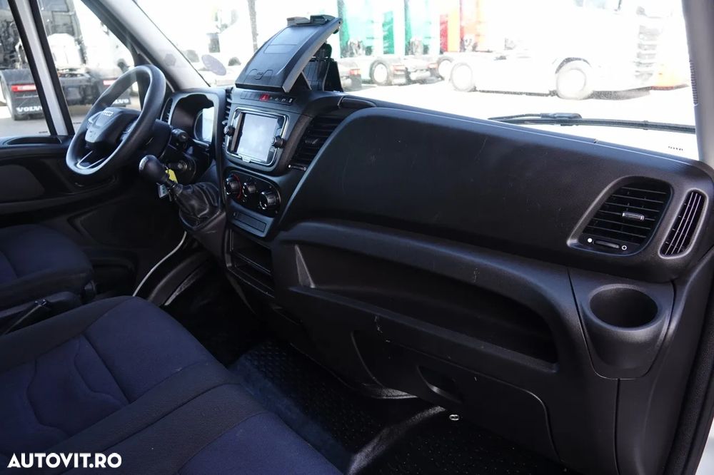 Iveco DAILY 35-160 / 3.0 D / 4.3 M CONTAINER / 750 kg LIFT / TWIN GVWR: 3500 KG / 2021 / IMPORTAT - 34