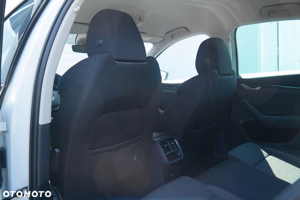 Skoda Octavia 1.5 TSI Selection - 9