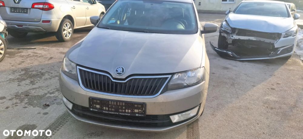 SKODA RAPID lampa lewy lub prawy przód europa - 5