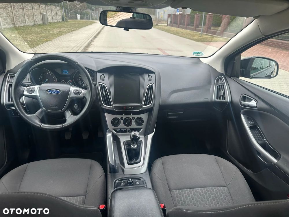 Ford Focus 1.0 EcoBoost Trend - 12