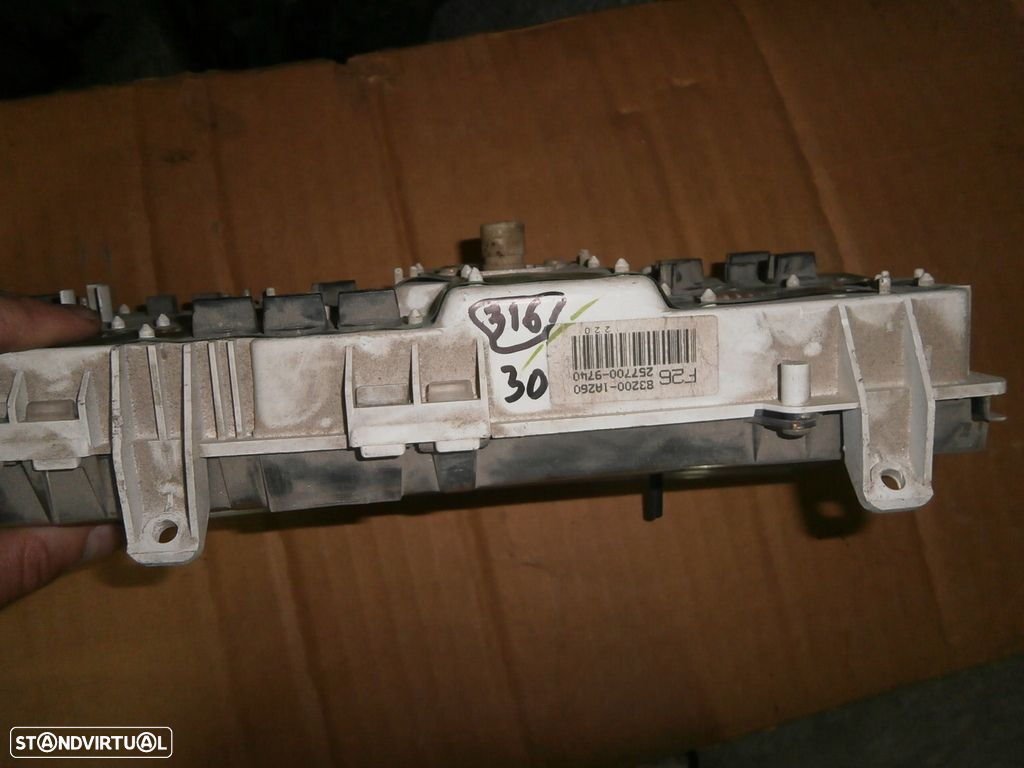 Quadrante 83200 1A260 257700 9740 TOYOTA COROLLA EE90 1988 1.3 KM/H 209620 - 2
