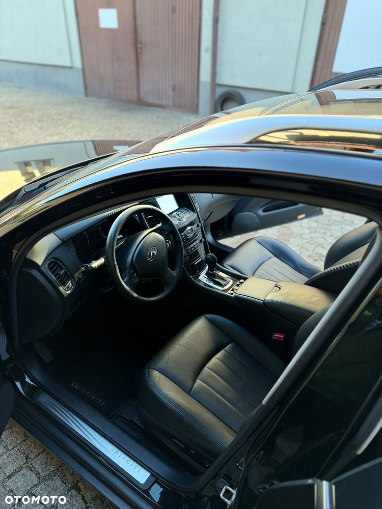 Infiniti QX50 - 8