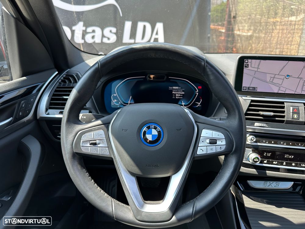 BMW iX3 Inspiring - 12