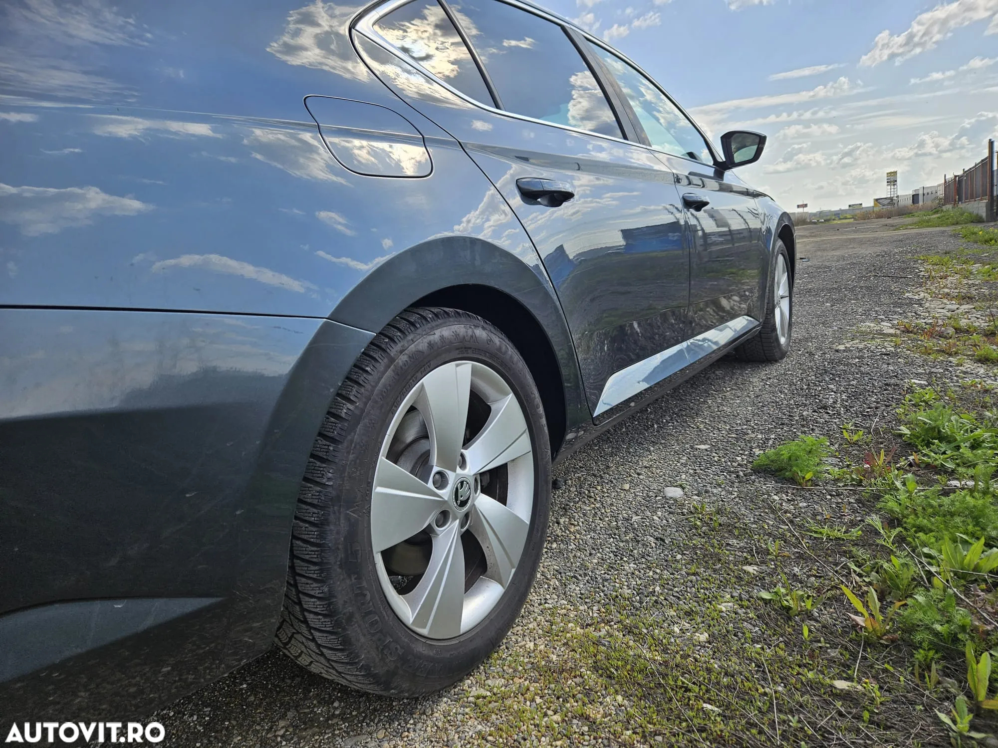 Skoda Superb 2.0 TDI 4X4 DSG Ambition - 15