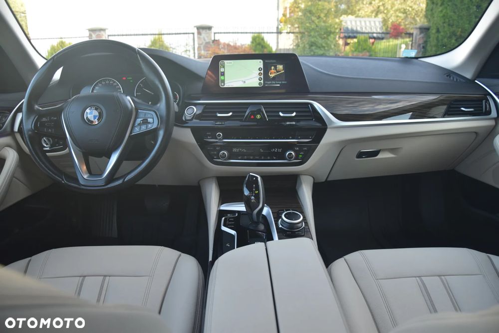 BMW Seria 5 520d xDrive Luxury Line - 6
