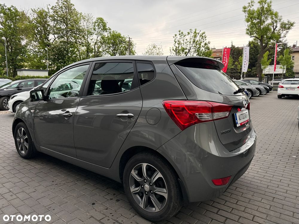 Hyundai ix20 1.6 BlueDrive Comfort - 23