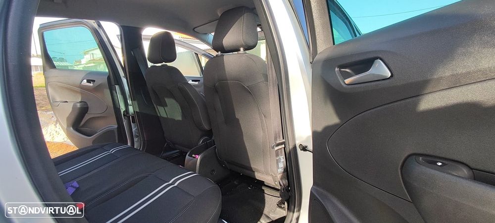 Opel Crossland X 1.2 T Innovation J17 - 11