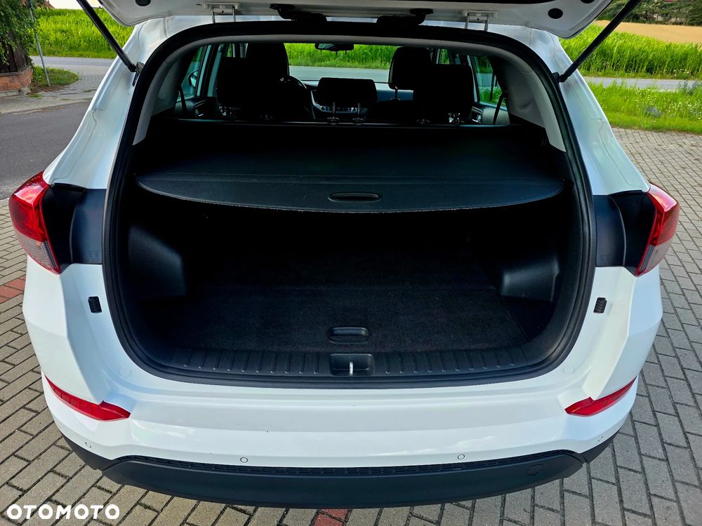 Hyundai Tucson 1.6 GDI BlueDrive Style 2WD - 12