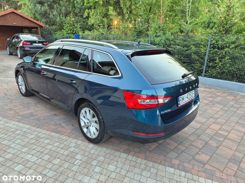 Skoda Superb 2.0 TDI SCR Ambition DSG - 7