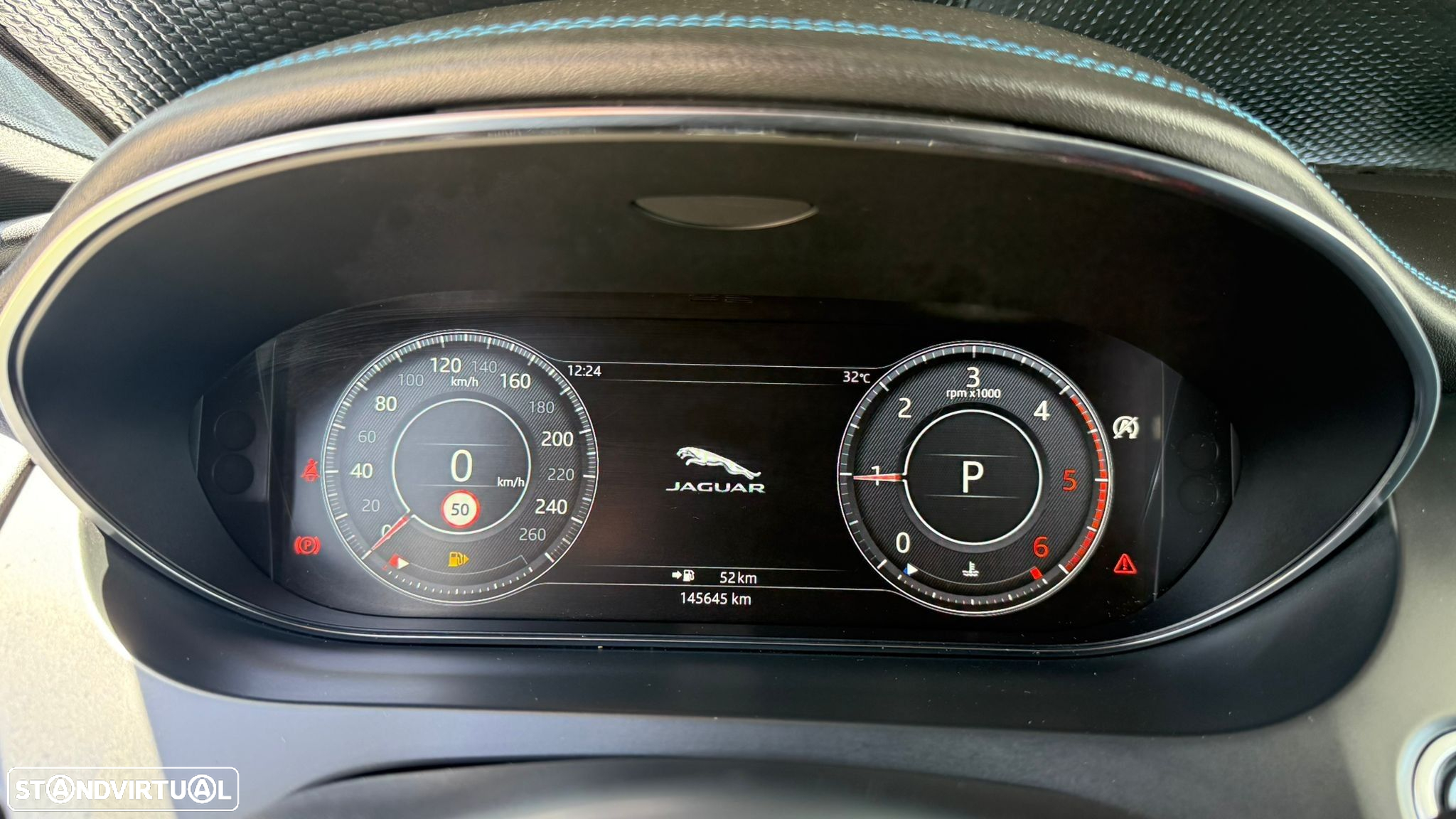 Jaguar E-Pace 2.0 i4D R-Dynamic AWD Aut. - 29