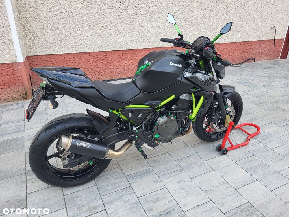 Kawasaki Z 650 - 5