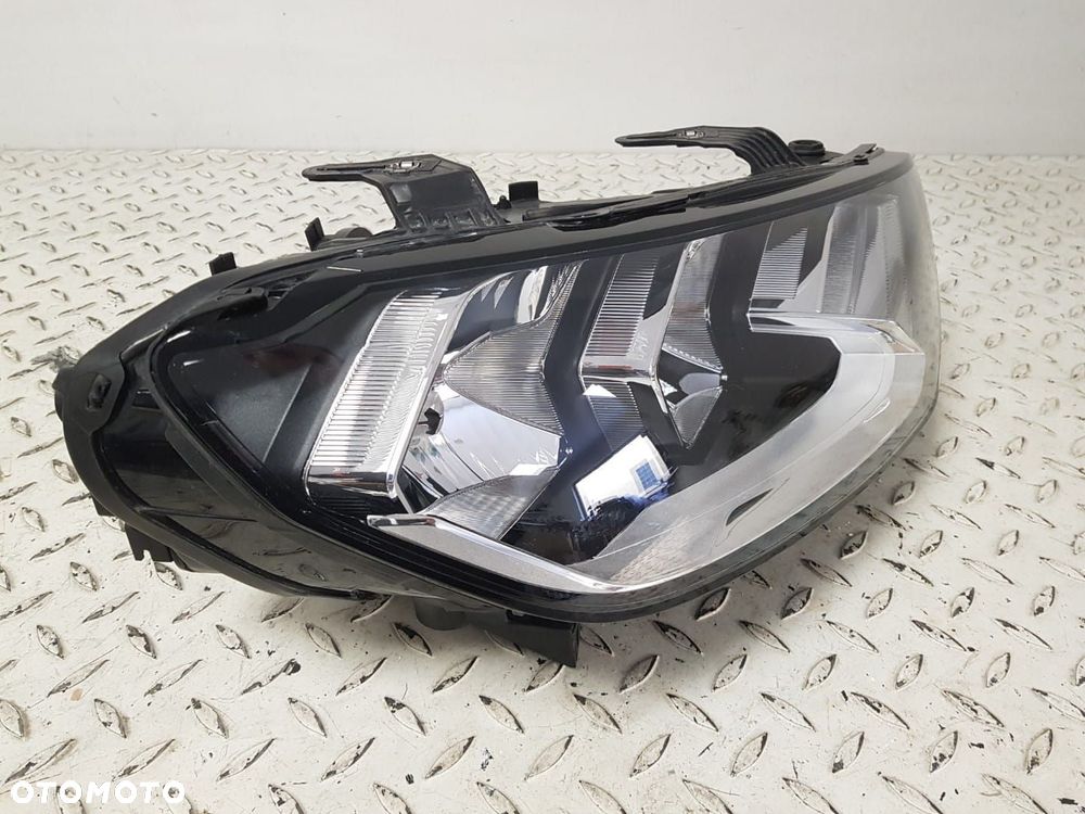 AUDI A1 II 82A 19-23 LAMPA PRAWA PRZEDNIA PRZÓD ZWYKŁA REFLEKTOR EUROPA 82A941004 IDEALNA - 3