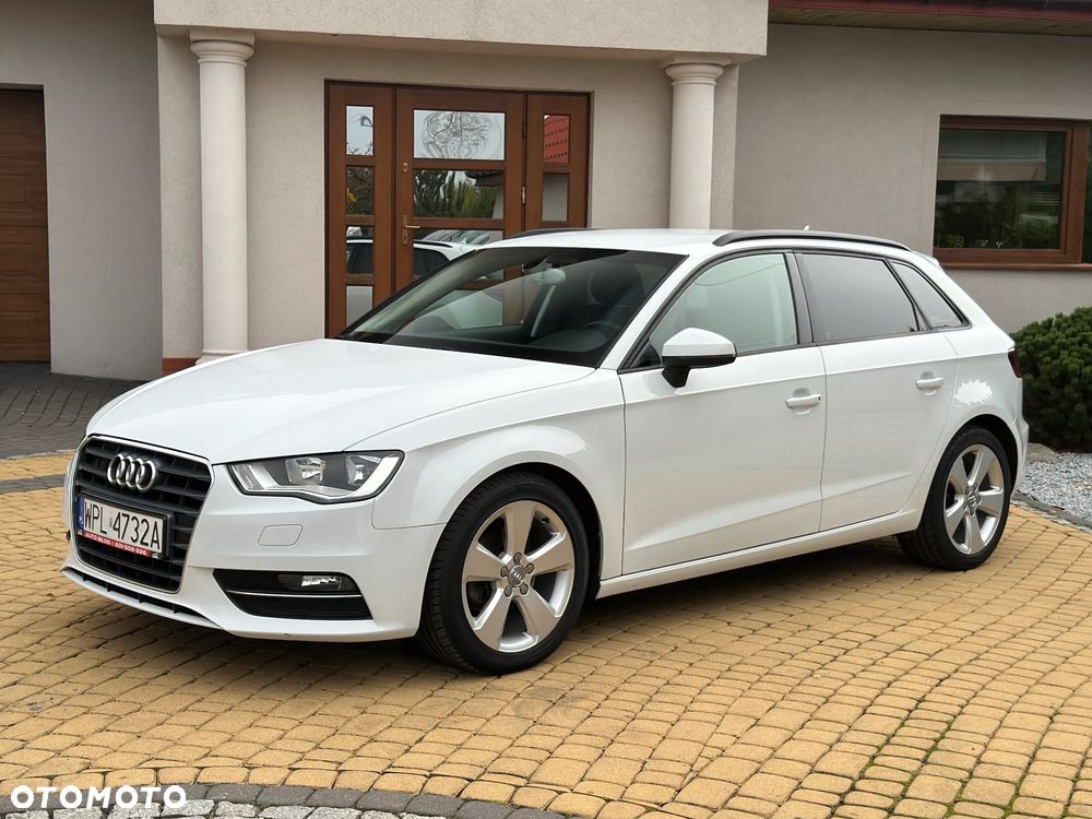 Audi A3 Sportback 1.4 TFSI Ambiente - 8