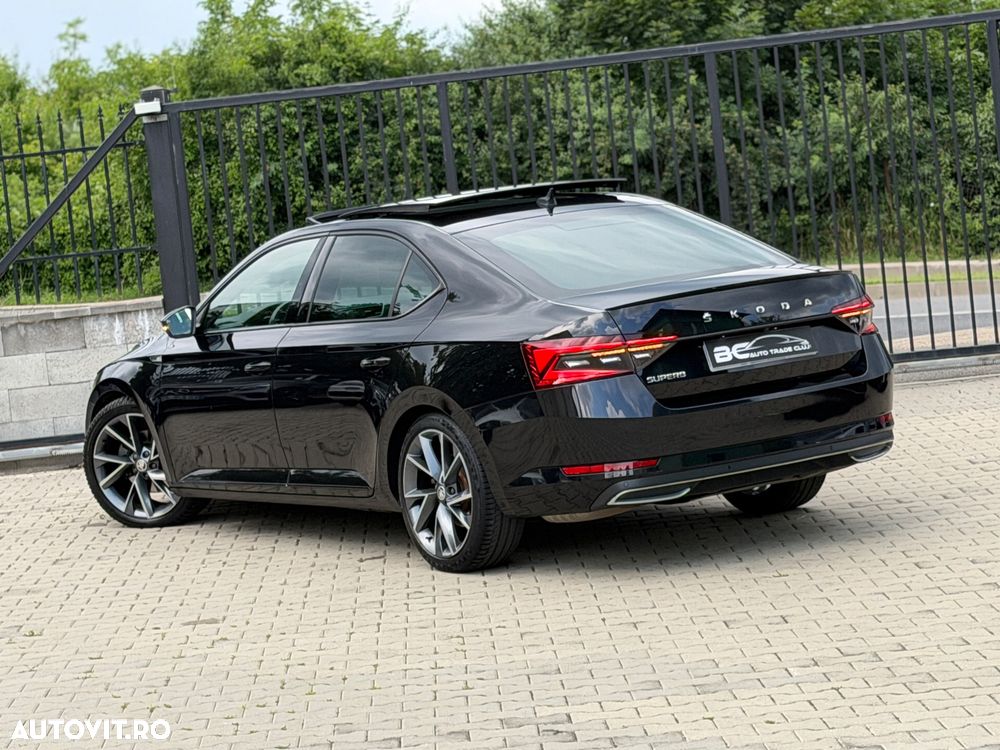 Skoda Superb 2.0 TDI DSG Sportline - 9