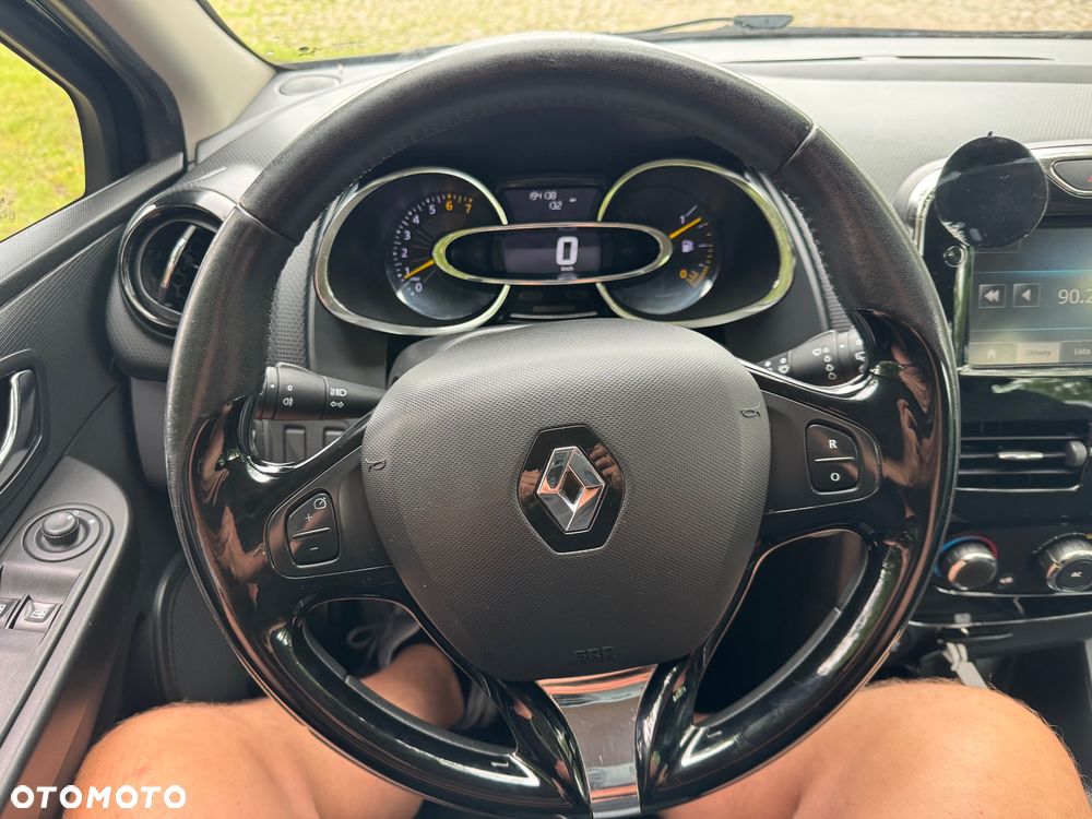 Renault Clio - 21