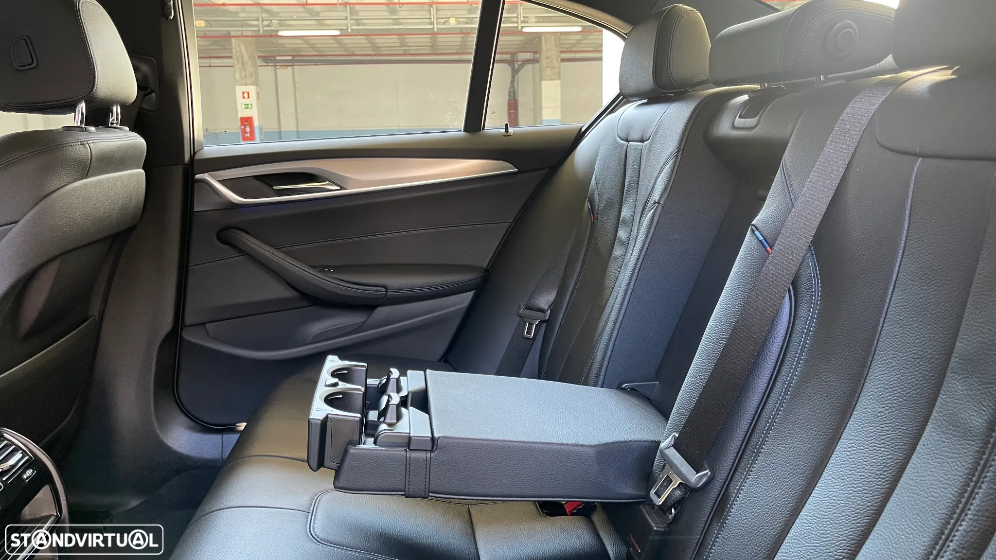 BMW 520 d Pack M - 38