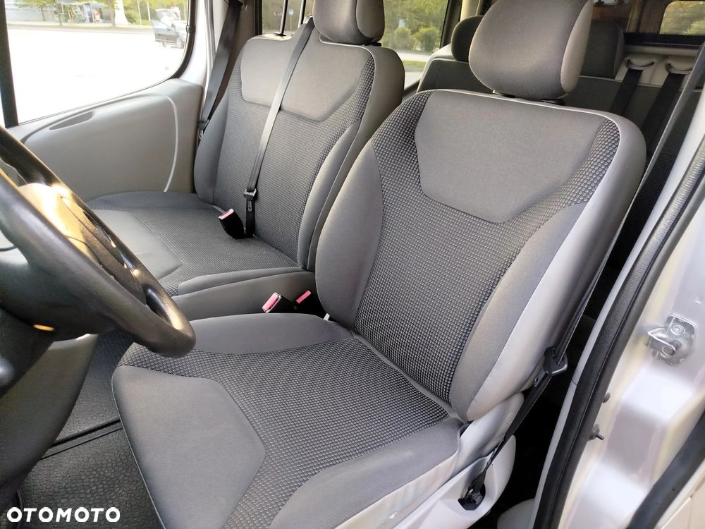 Opel Vivaro - 16