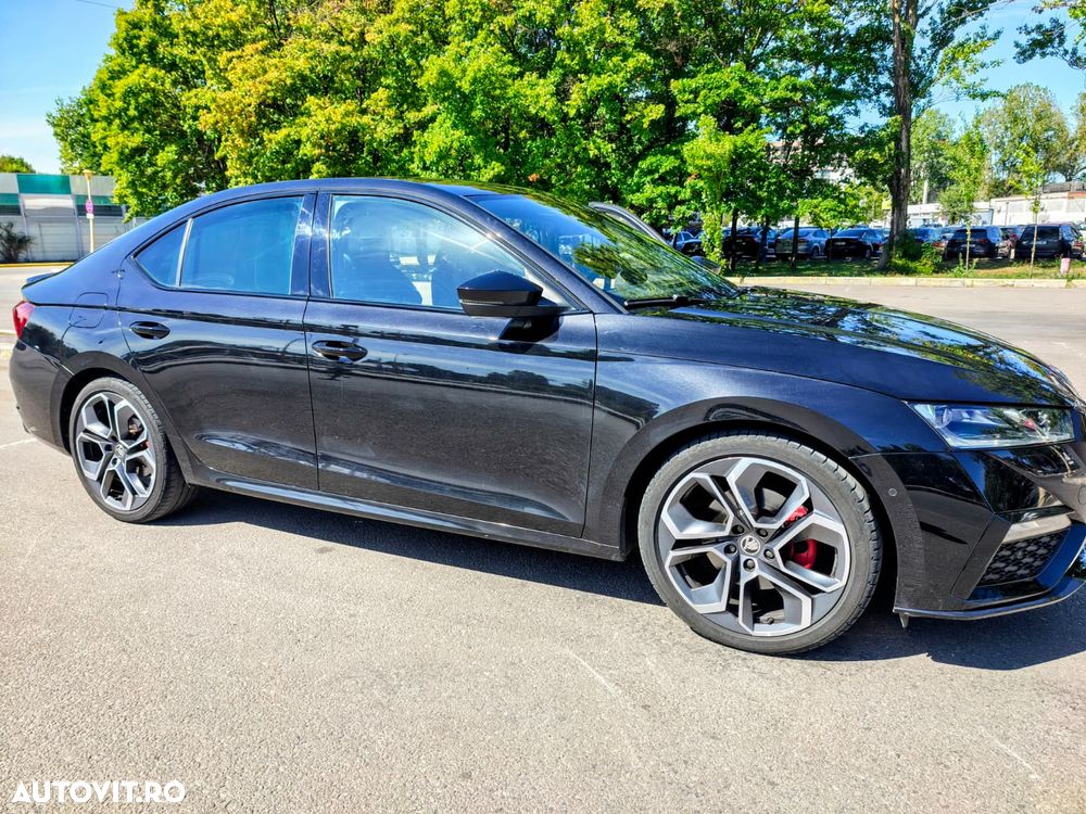 Skoda Octavia 2.0 TDI DSG 4X4 RS - 1