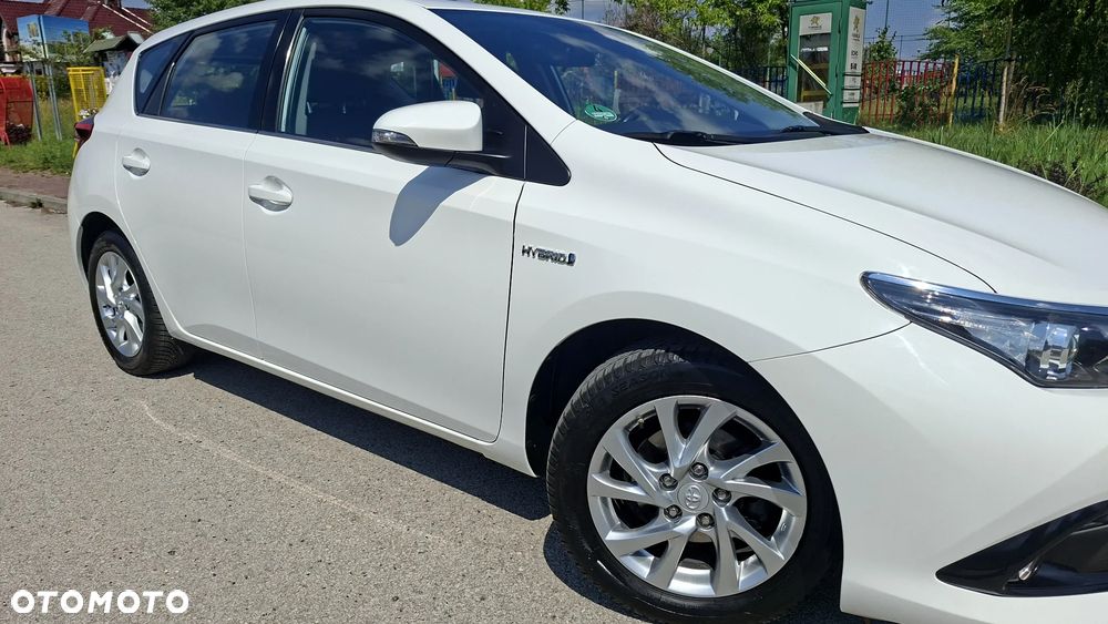 Toyota Auris 1.8 HSD Luna - 14